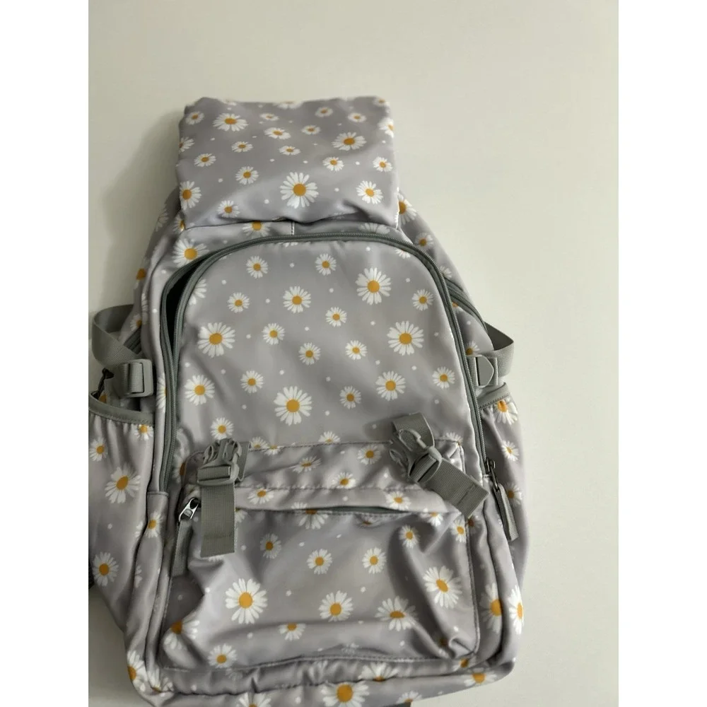 Aamytike Gray Daisy‑Print Backpack